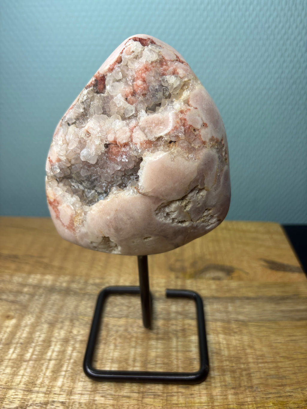 Roze amethist op pin